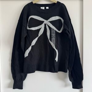 GAP kids Black Sweater with Silver Bow Graphic size 12 (XL)